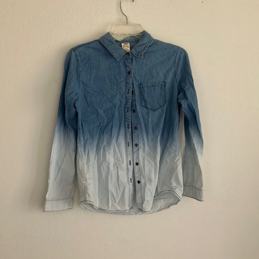 FINAL MARKDOWN Faded glory ombré blouse small